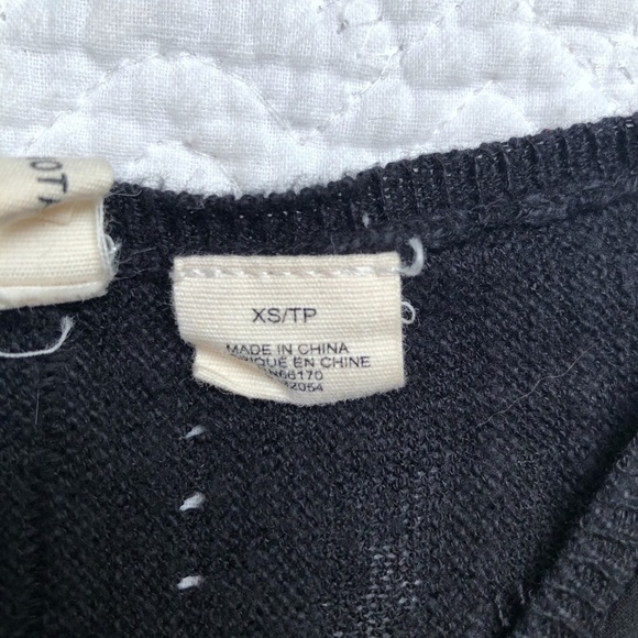 Moth Anthropologie Sabine Black Gauze Top … - Picture 6 of 8
